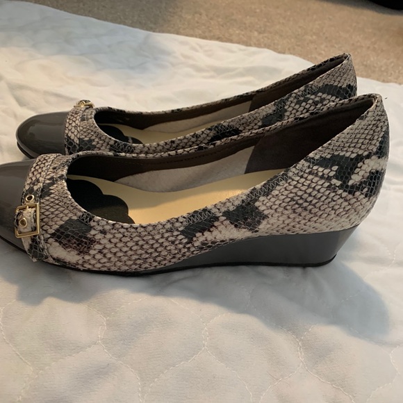 Cole Haan Tali Wedge Buckle - Picture 4 of 5